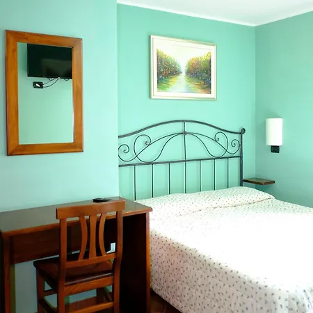 Hotel Camilla 3*