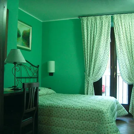 Camilla Hotel